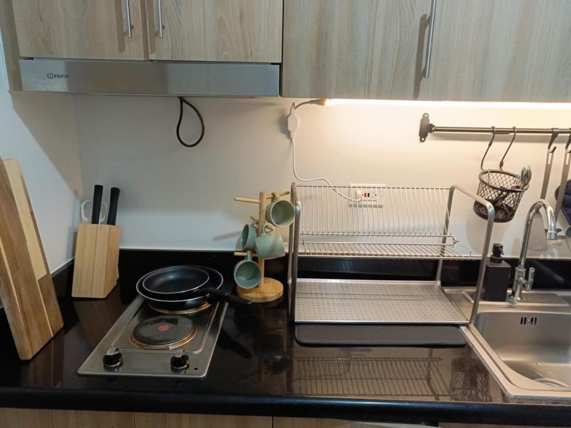 Shore 2 Residences High Speed Internet Walking Distance To Moa And Ikea Manila Exterior photo