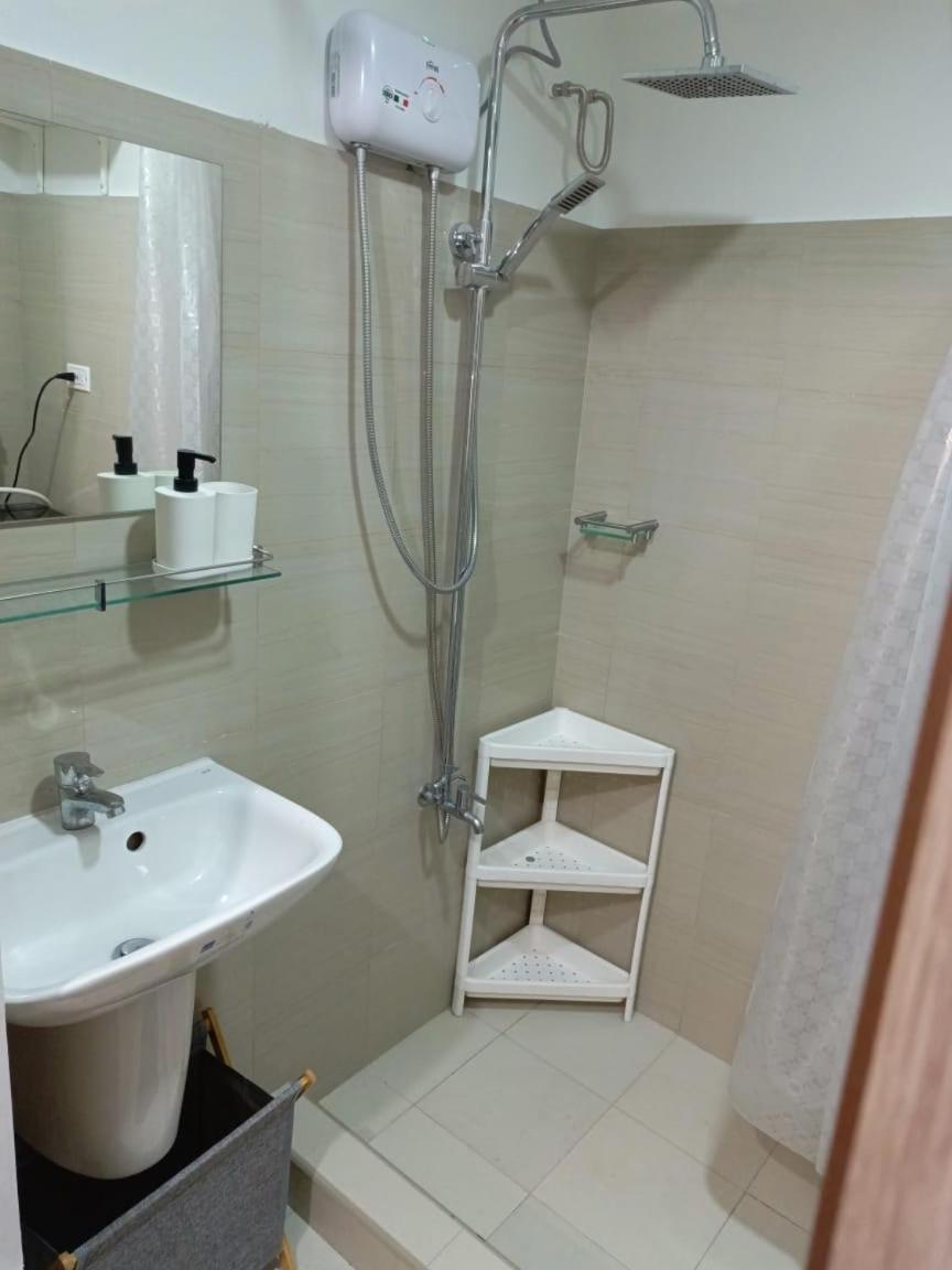 Shore 2 Residences High Speed Internet Walking Distance To Moa And Ikea Manila Exterior photo
