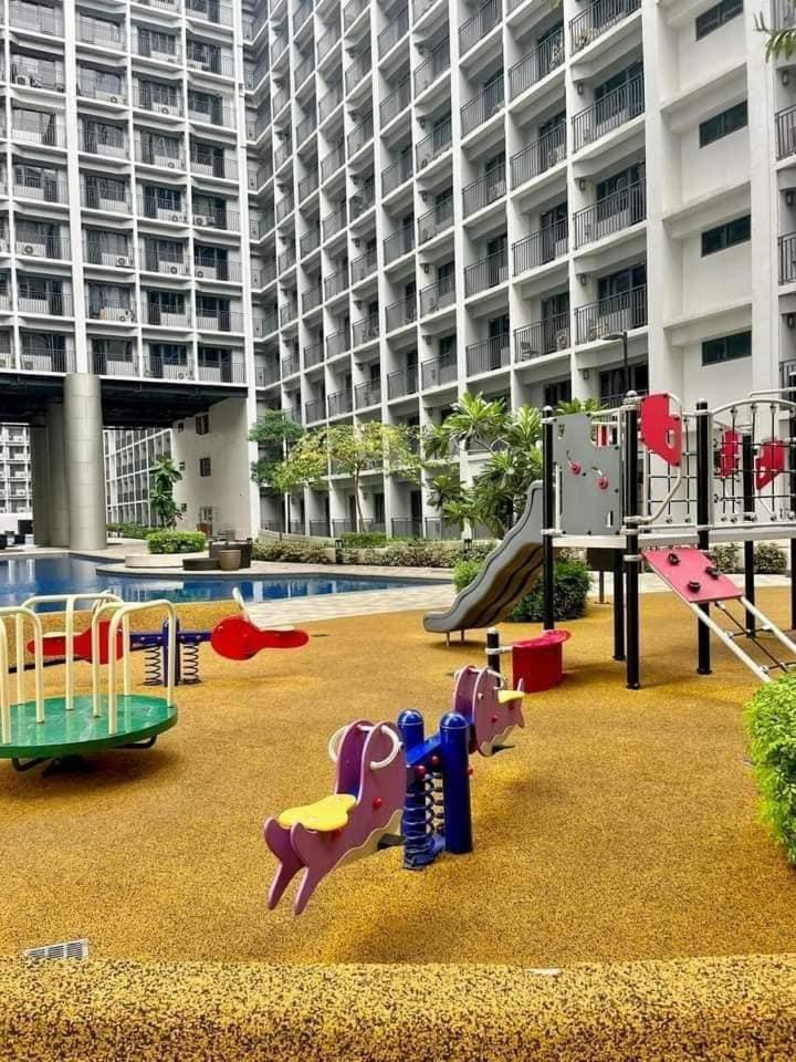 Shore 2 Residences High Speed Internet Walking Distance To Moa And Ikea Manila Exterior photo